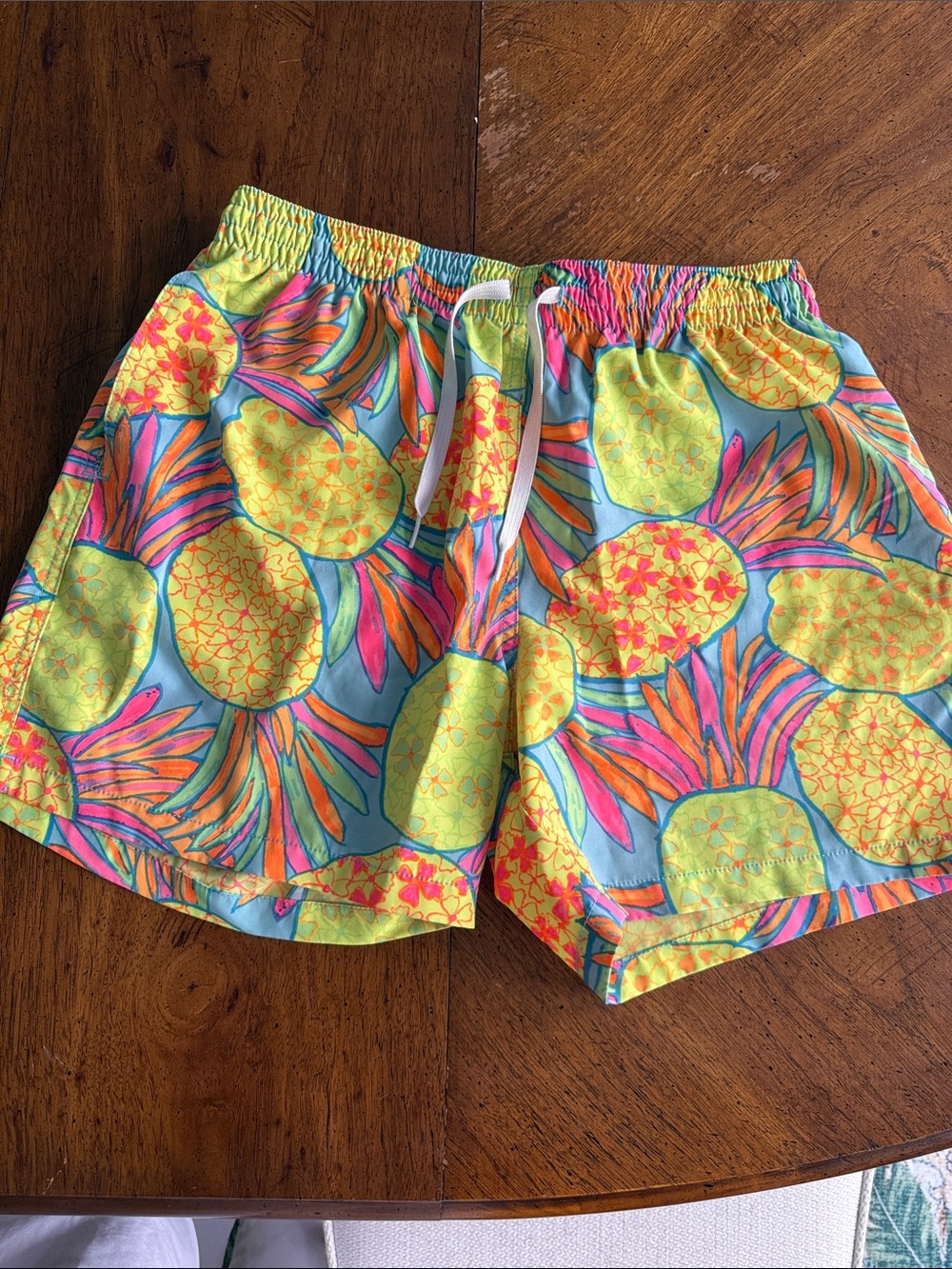 Chubbies Men's Pineapple Print Swim Shorts - Neon Yellow & Blue